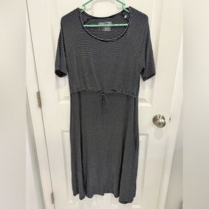 Latched mama drawstring dress L